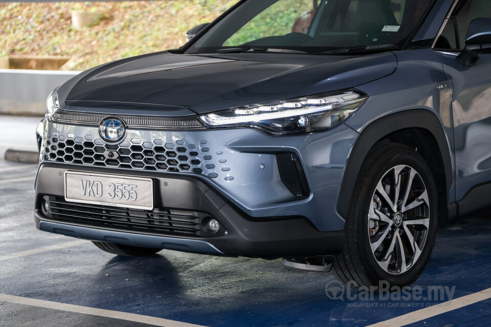 Toyota Corolla Cross XG10 Facelift (2024) Exterior