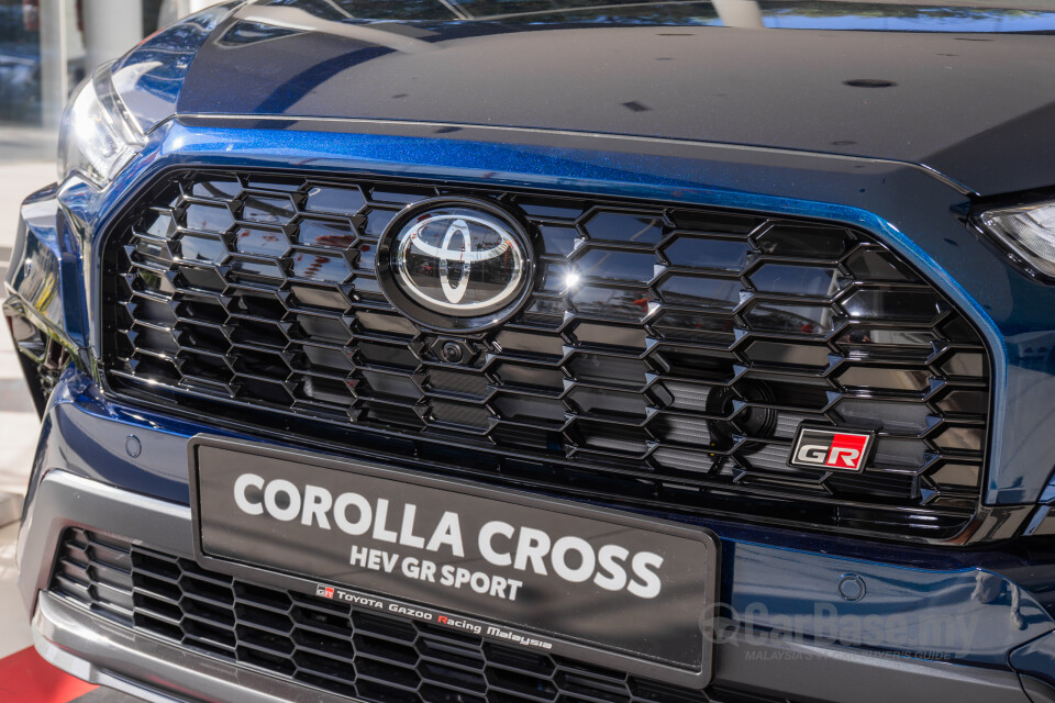 Toyota Corolla Cross XG10 Facelift (2024) Exterior