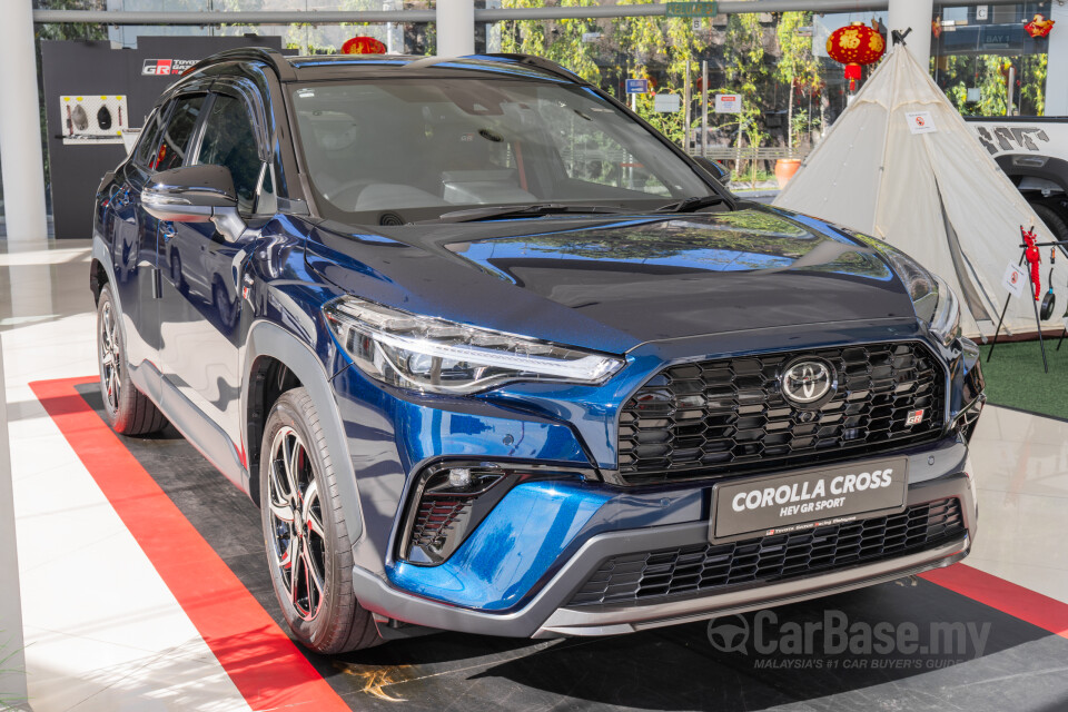 Toyota Corolla Cross XG10 Facelift (2024) Exterior