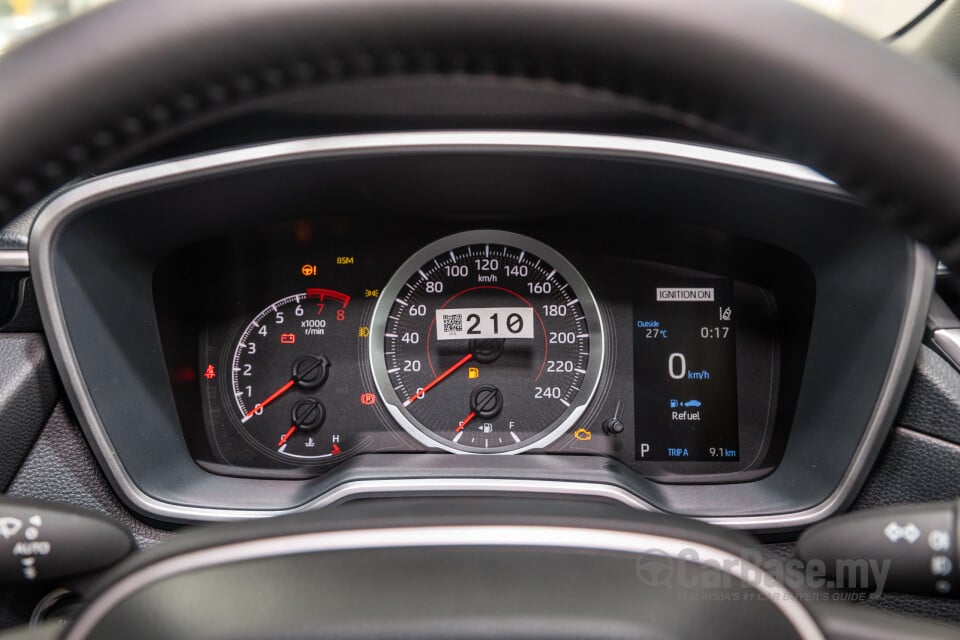 Toyota Corolla Cross XG10 Facelift (2024) Interior