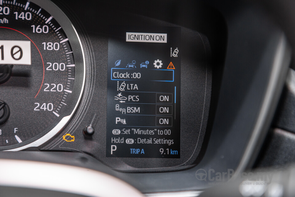 Toyota Corolla Cross XG10 Facelift (2024) Interior