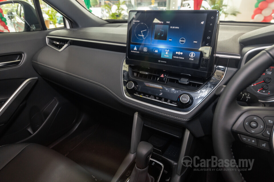 Toyota Corolla Cross XG10 Facelift (2024) Interior