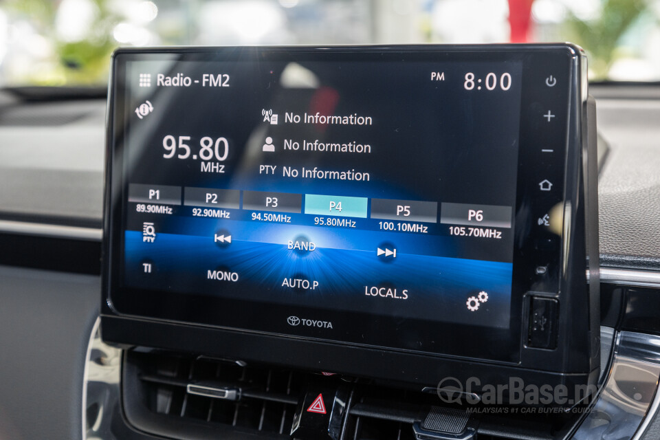 Toyota Corolla Cross XG10 Facelift (2024) Interior