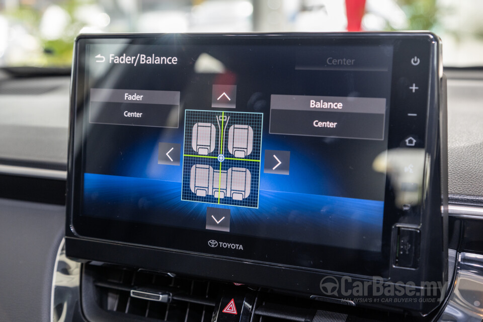 Toyota Corolla Cross XG10 Facelift (2024) Interior