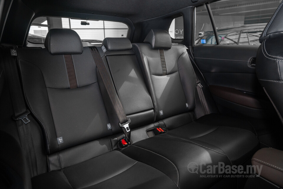 Toyota Corolla Cross XG10 Facelift (2024) Interior
