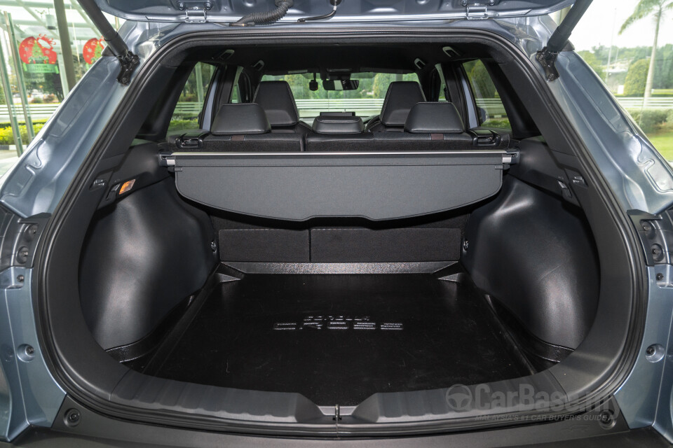 Toyota Corolla Cross XG10 Facelift (2024) Interior