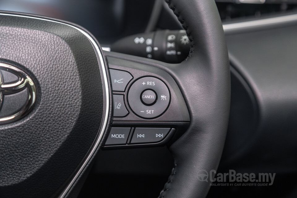 Toyota Corolla Cross XG10 Facelift (2024) Interior