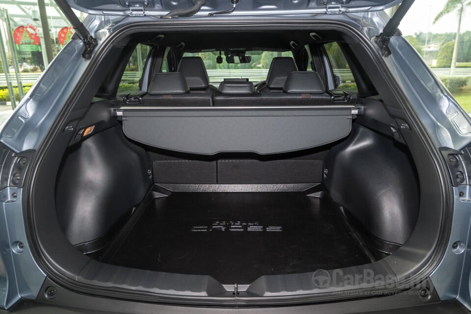 Toyota Corolla Cross XG10 Facelift (2024) Interior
