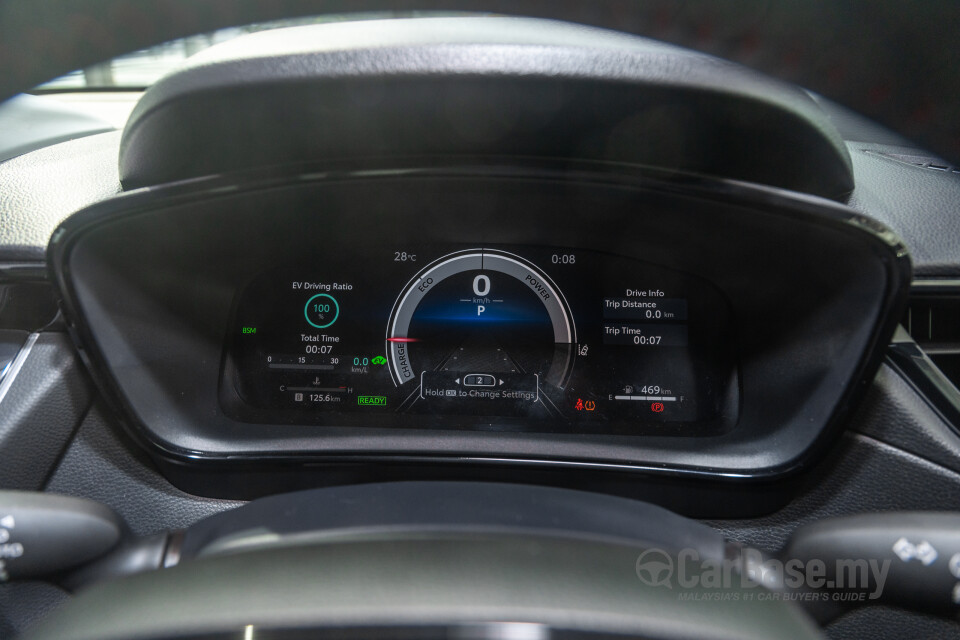 Toyota Corolla Cross XG10 Facelift (2024) Interior