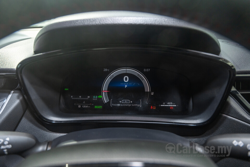 Toyota Corolla Cross XG10 Facelift (2024) Interior