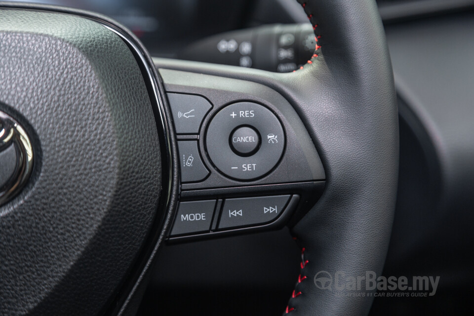 Toyota Corolla Cross XG10 Facelift (2024) Interior