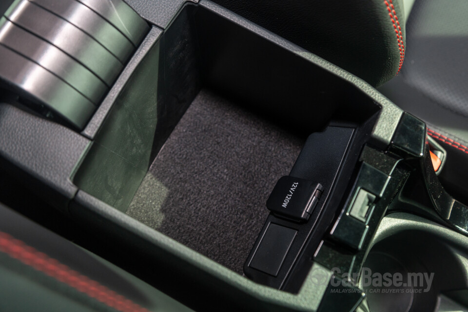 Toyota Corolla Cross XG10 Facelift (2024) Interior