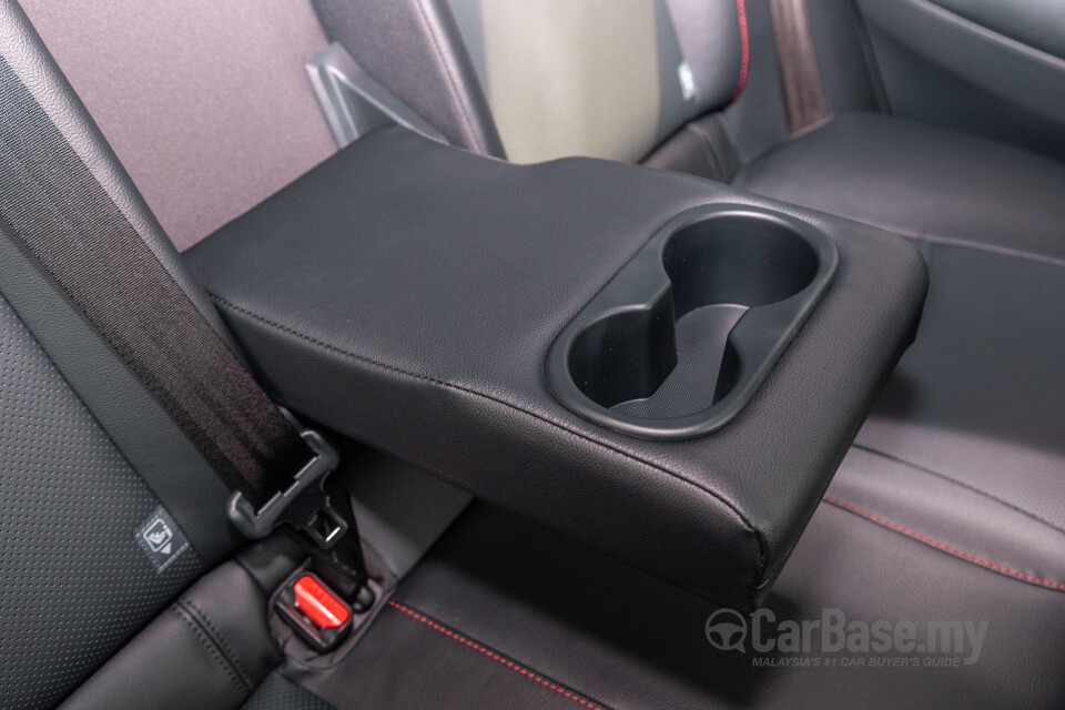 Toyota Corolla Cross XG10 Facelift (2024) Interior