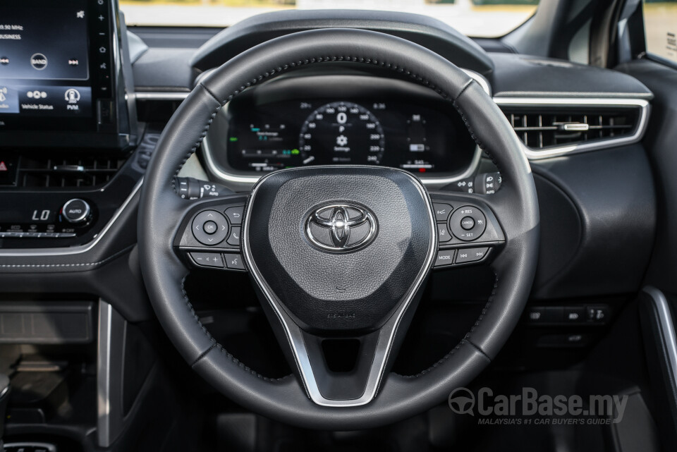 Toyota Corolla Cross XG10 Facelift (2024) Interior