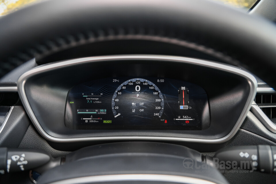 Toyota Corolla Cross XG10 Facelift (2024) Interior