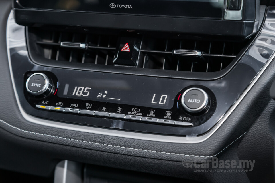 Toyota Corolla Cross XG10 Facelift (2024) Interior