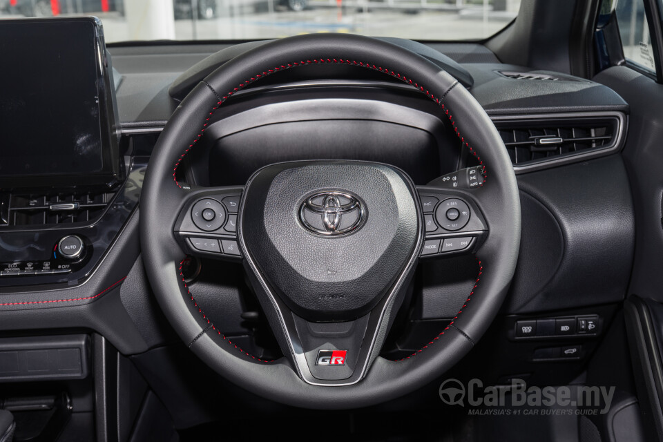Toyota Corolla Cross XG10 Facelift (2024) Interior