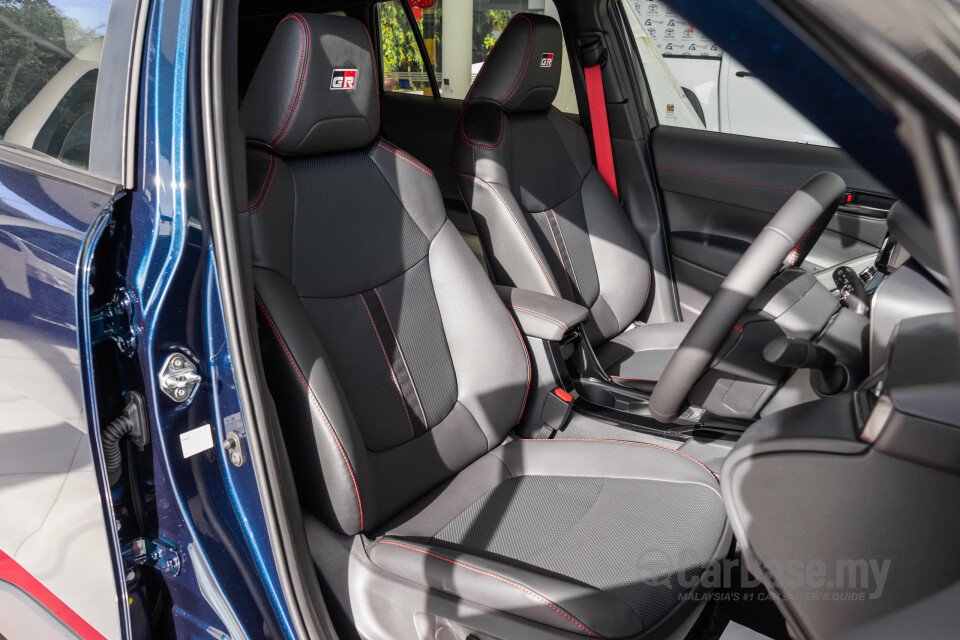 Toyota Corolla Cross XG10 Facelift (2024) Interior