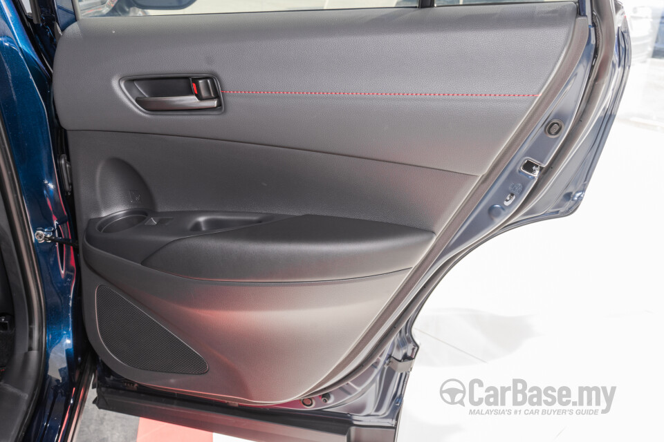 Toyota Corolla Cross XG10 Facelift (2024) Interior