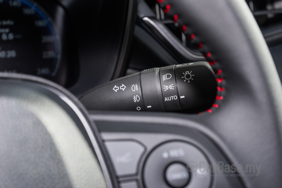 Toyota Corolla Cross XG10 Facelift (2024) Interior