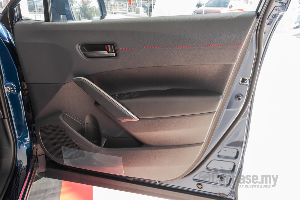 Toyota Corolla Cross XG10 Facelift (2024) Interior