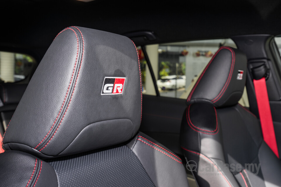 Toyota Corolla Cross XG10 Facelift (2024) Interior