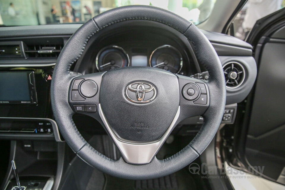 Toyota Fortuner AN160 (2016) Interior