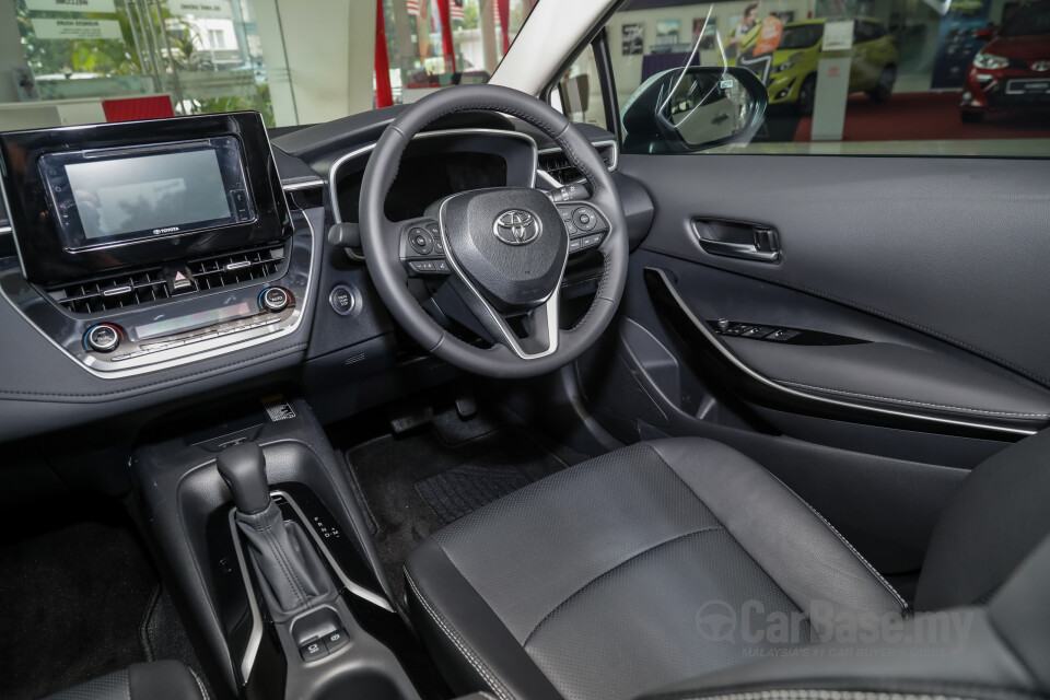 Toyota Fortuner AN160 (2016) Interior