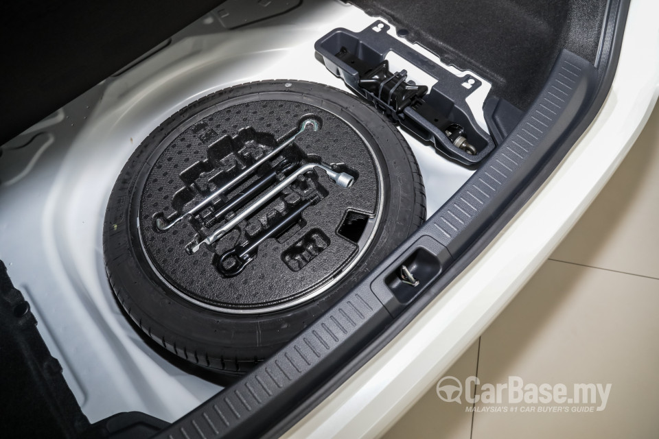 Toyota Corolla E210 (2019) Interior