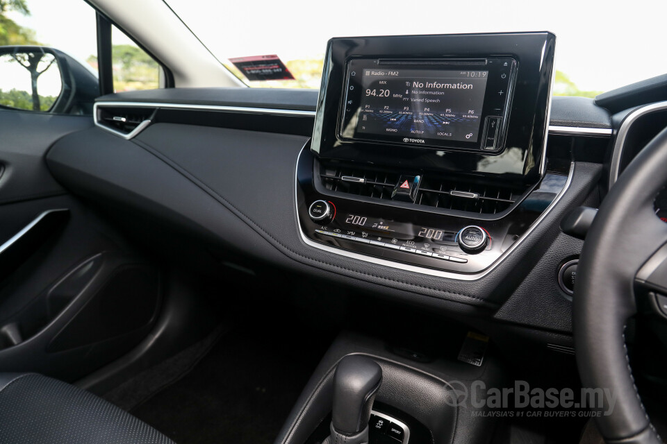 Land Rover Range Rover L405 (2013) Interior