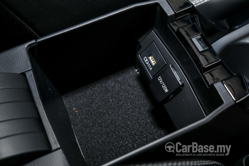 Toyota Corolla E210 (2019) Interior