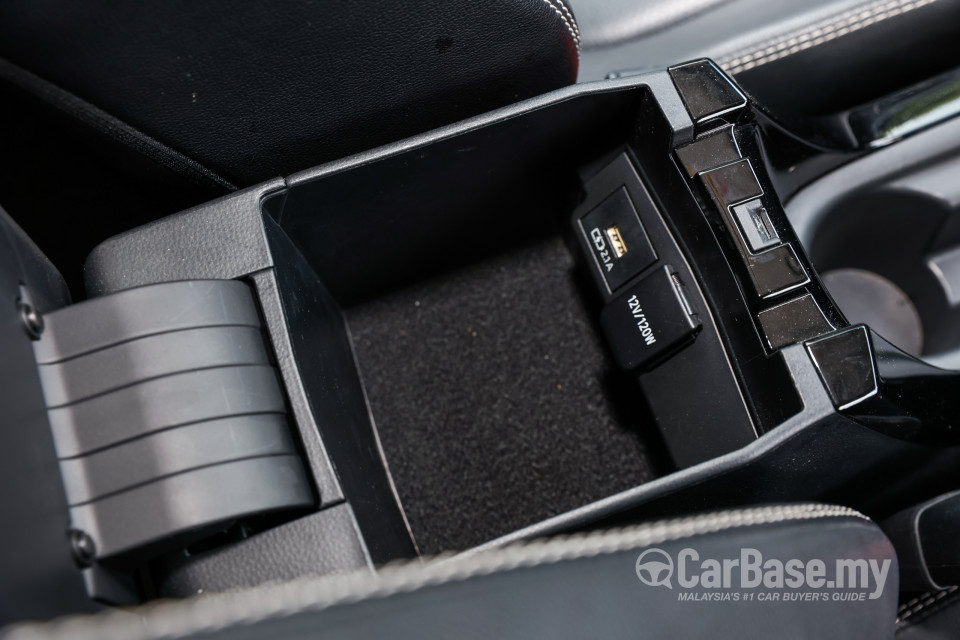 Toyota Corolla E210 (2019) Interior