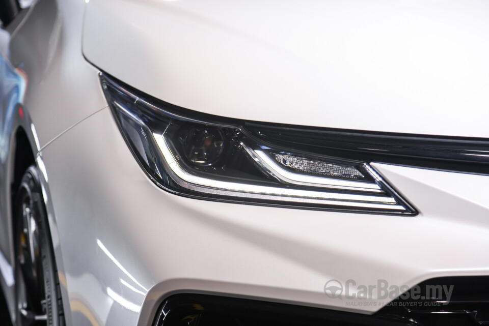 Toyota Corolla E210 Facelift (2023) Exterior