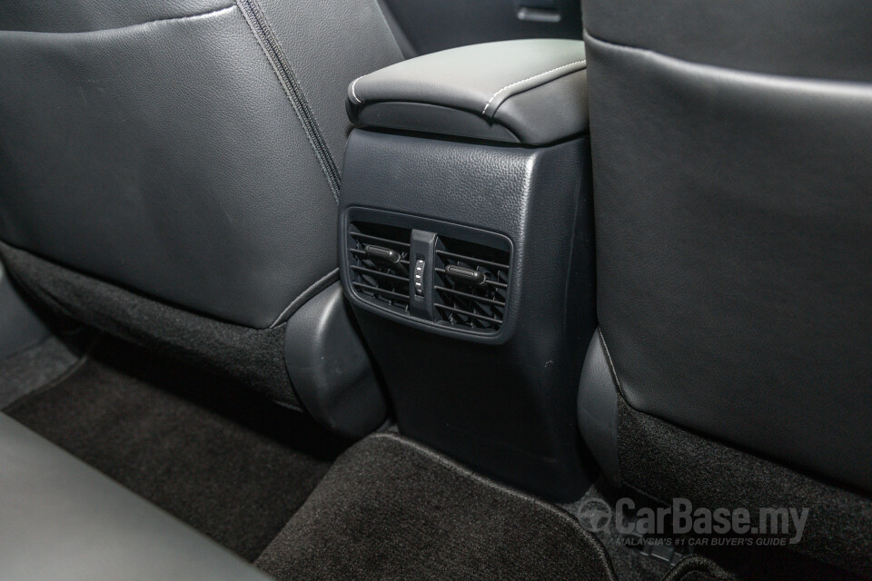 Toyota Corolla E210 Facelift (2023) Interior