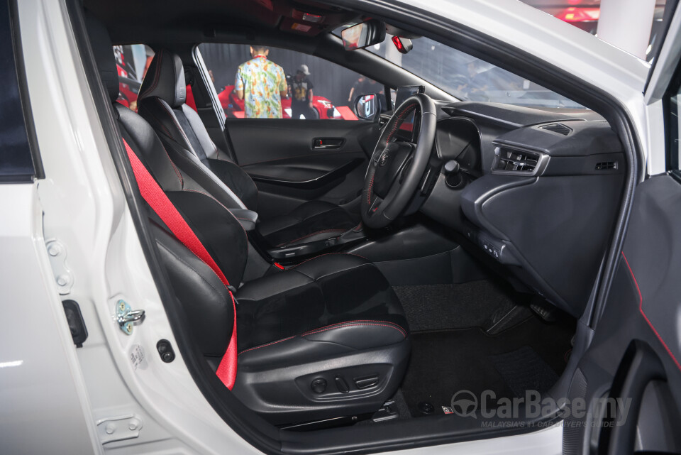Toyota Corolla E210 Facelift (2023) Interior