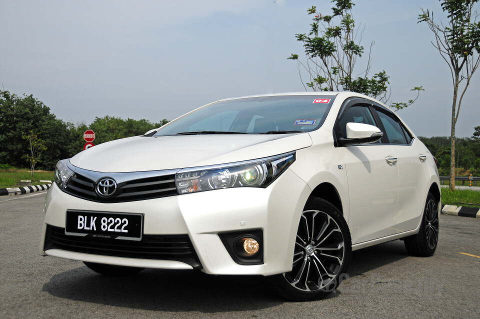 Chevrolet Cruze J300 (2012) Exterior