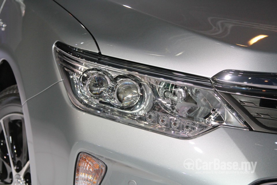 Toyota Camry XV50 Facelift (2015) Exterior
