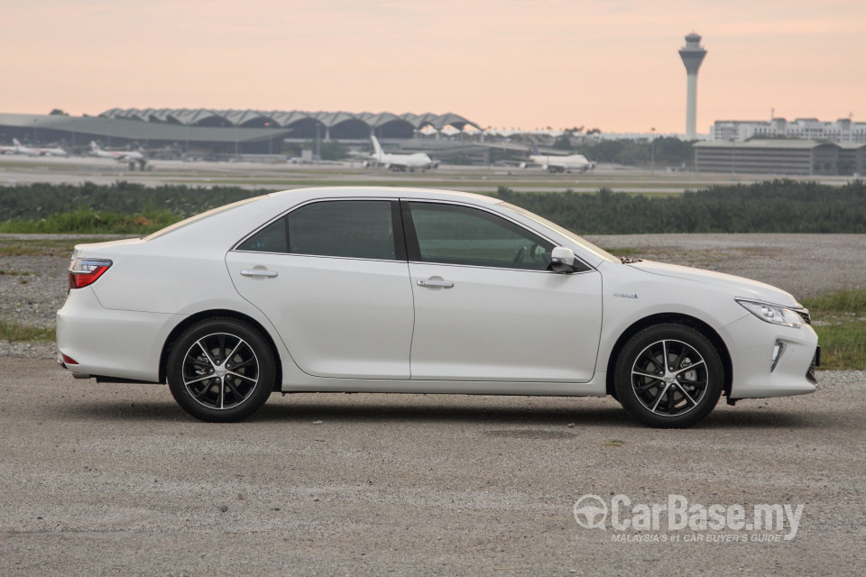Toyota Camry XV50 Facelift (2015) Exterior