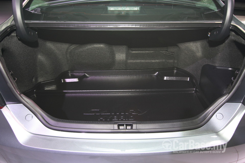 Toyota Camry XV50 Facelift (2015) Interior