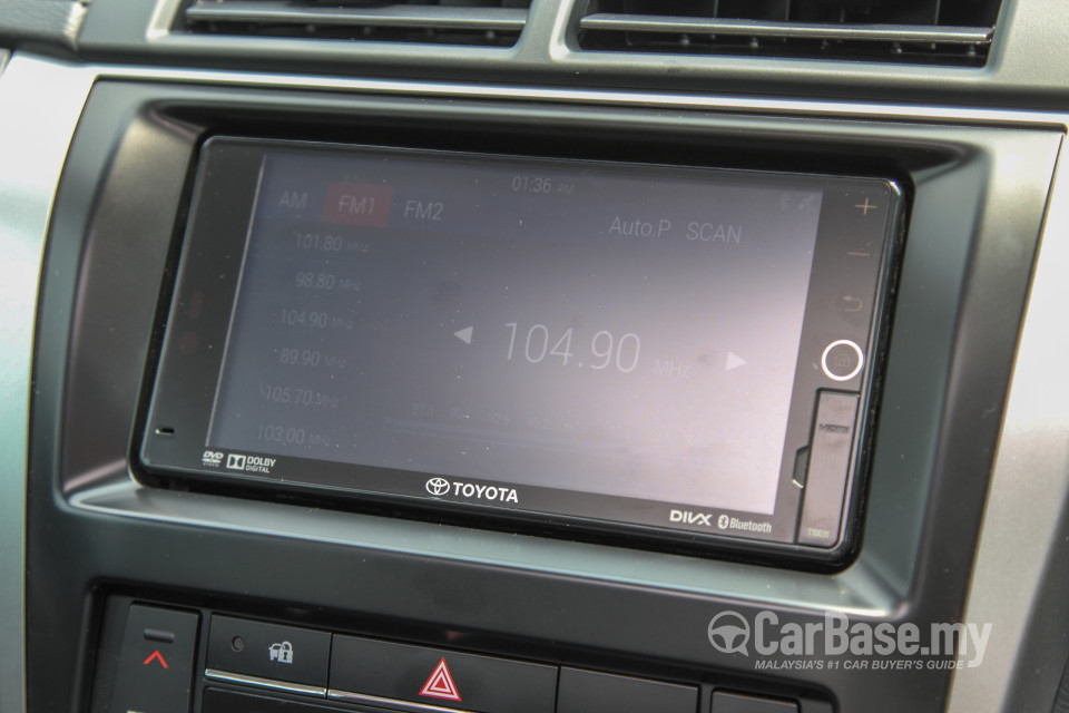 Toyota Camry XV50 Facelift (2015) Interior