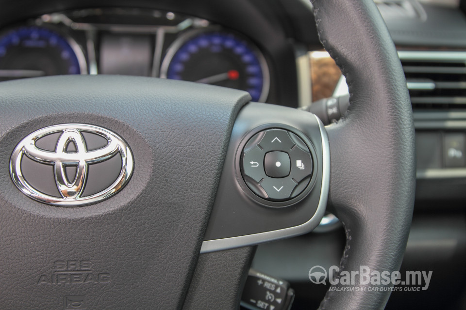 Toyota Camry XV50 Facelift (2015) Interior