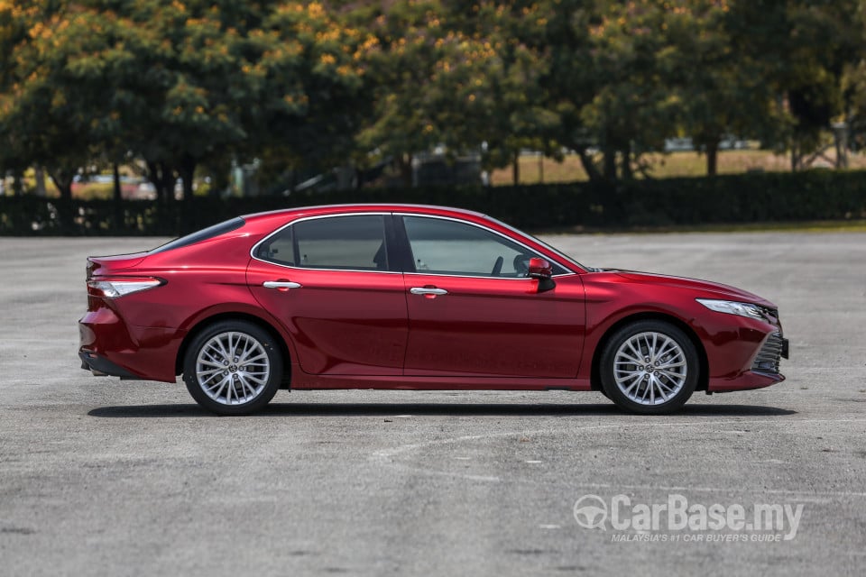 Toyota Camry XV70 (2018) Exterior