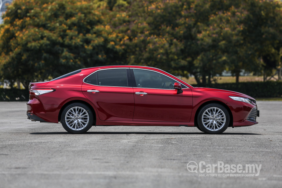 Toyota Camry XV70 (2018) Exterior