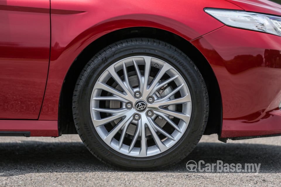 Toyota Camry XV70 (2018) Exterior