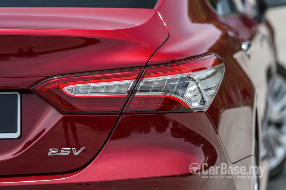 Toyota Camry XV70 (2018) Exterior