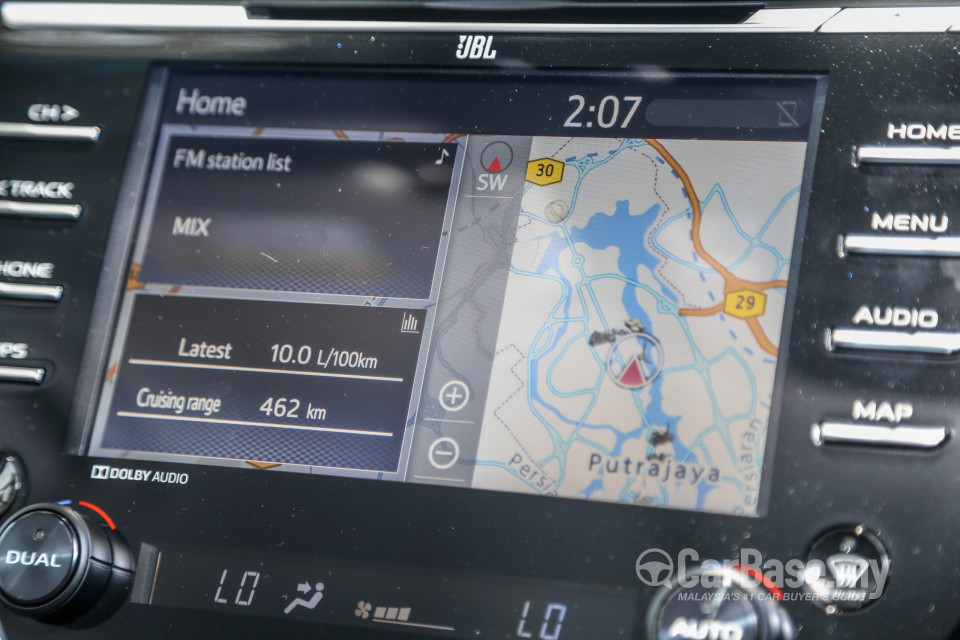 Toyota Camry XV70 (2018) Interior