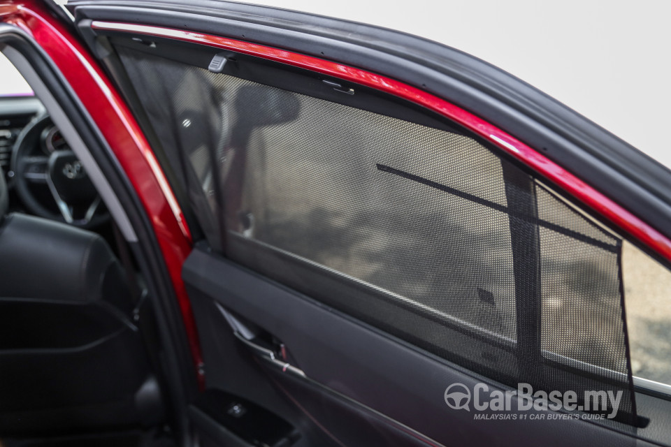 Toyota Camry XV70 (2018) Interior