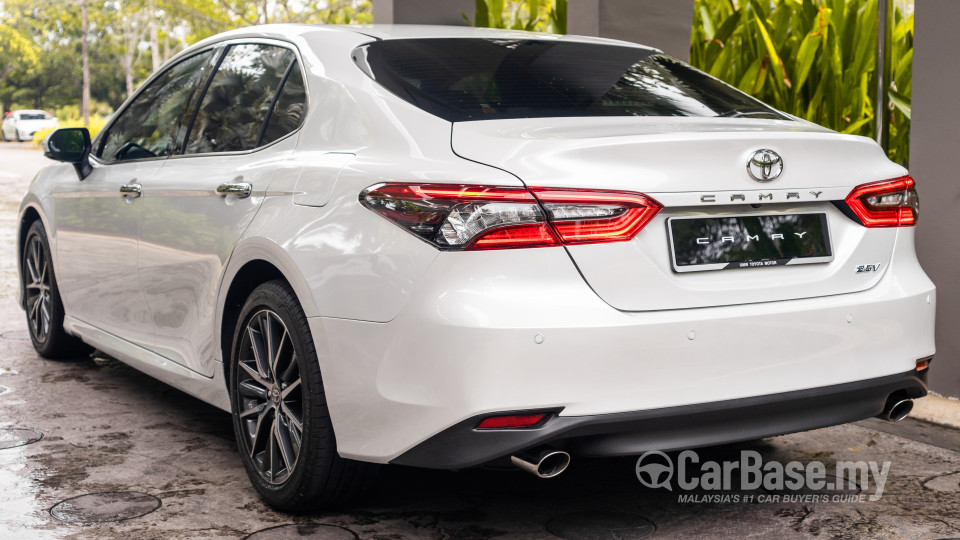 Toyota Camry XV70 Facelift (2022) Exterior