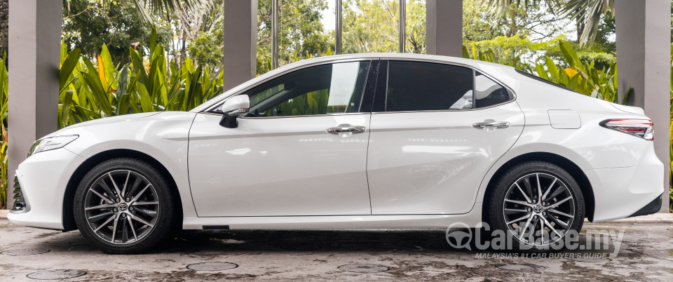 Toyota Camry XV70 Facelift (2022) Exterior