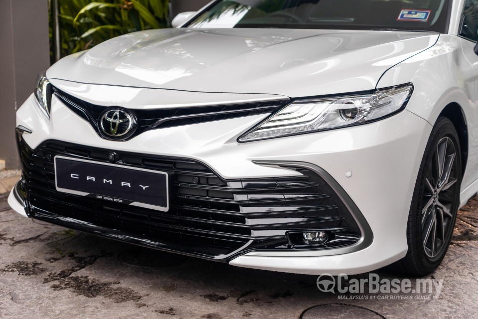 Toyota Camry XV70 Facelift (2022) Exterior